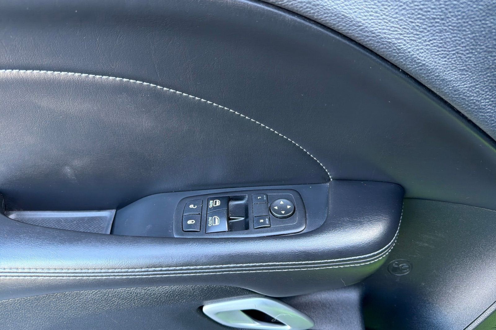 2015 Dodge Challenger R/T Plus