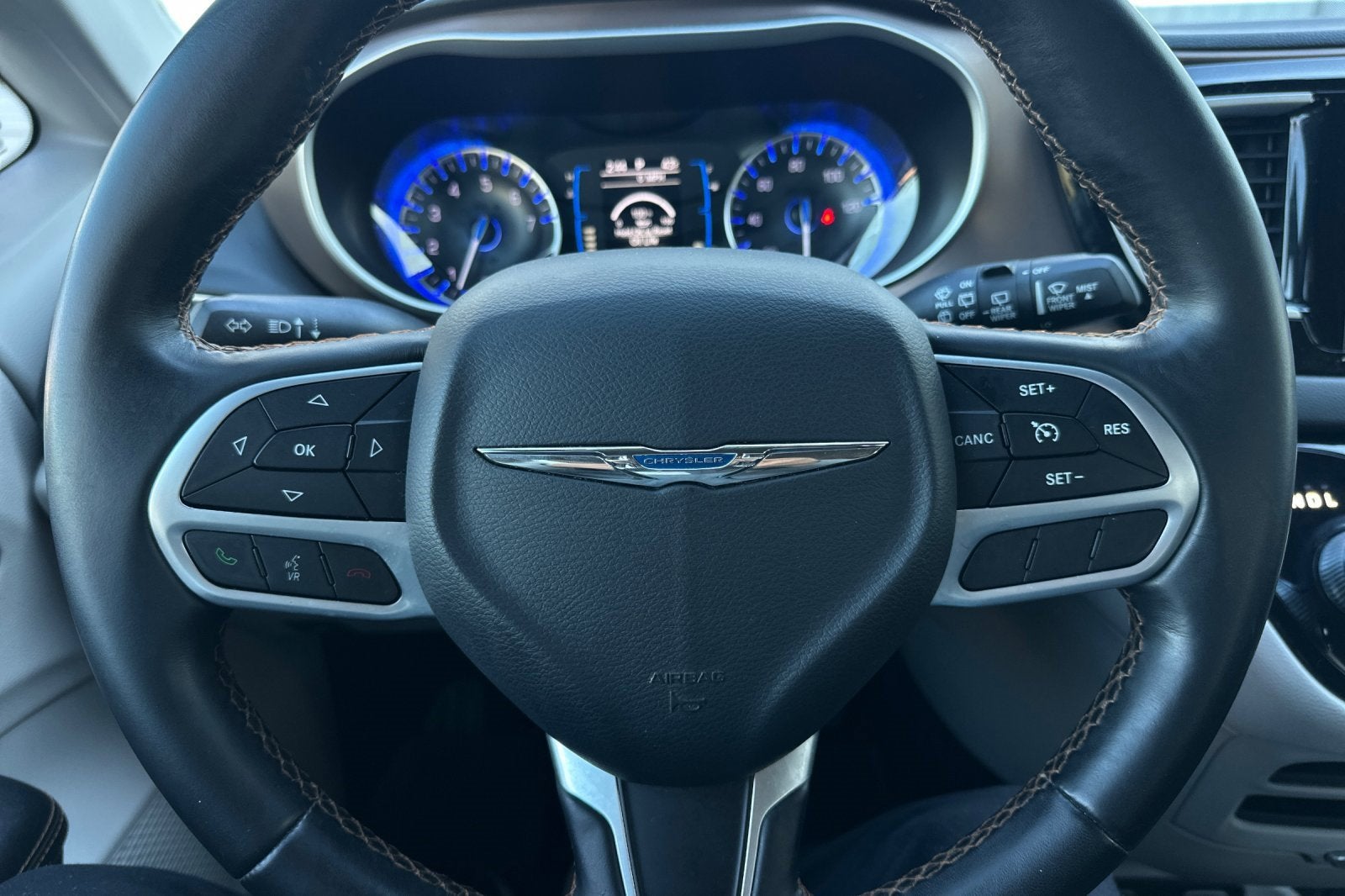 2017 Chrysler Pacifica Touring-L