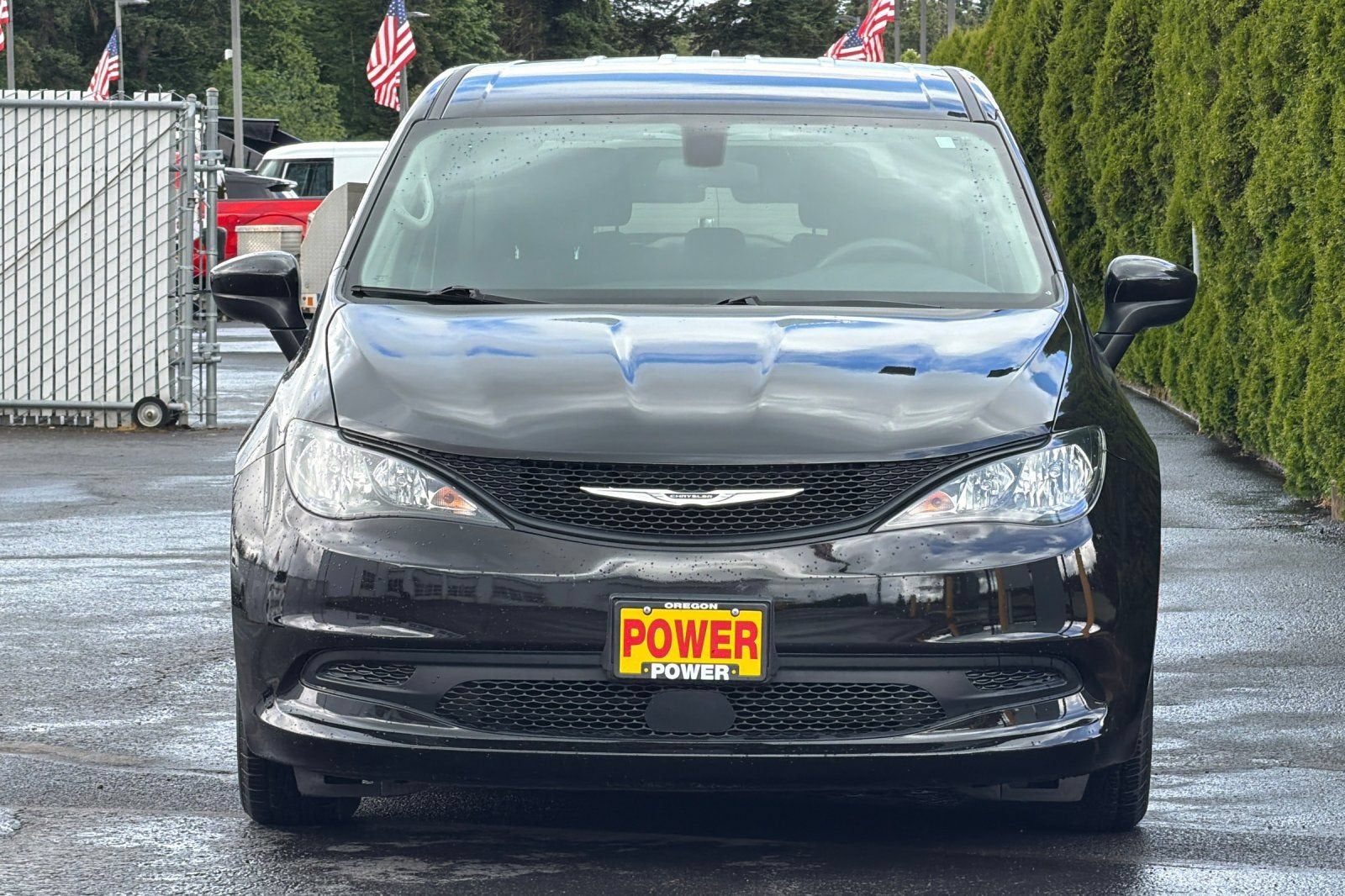2022 Chrysler Voyager LX