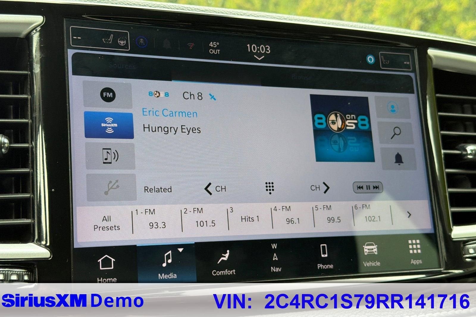 2024 Chrysler Pacifica Hybrid Select