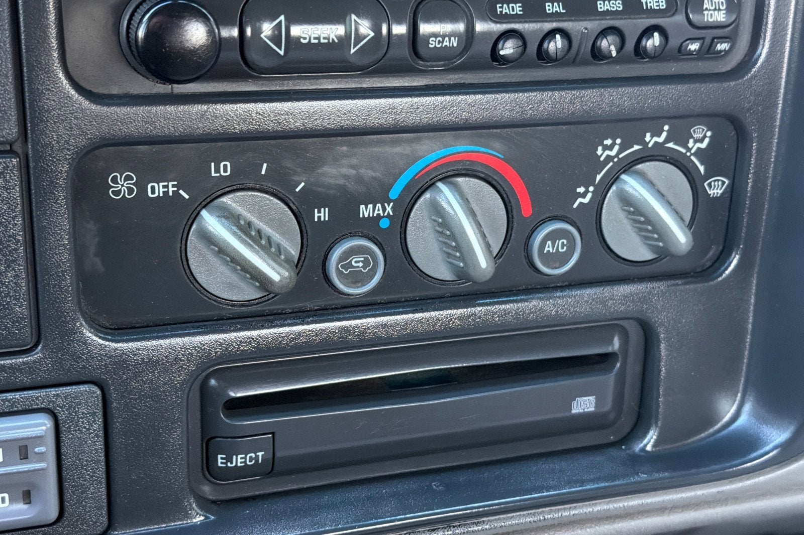 1996 Chevrolet C/K 1500 EXT CAB 4WD 143