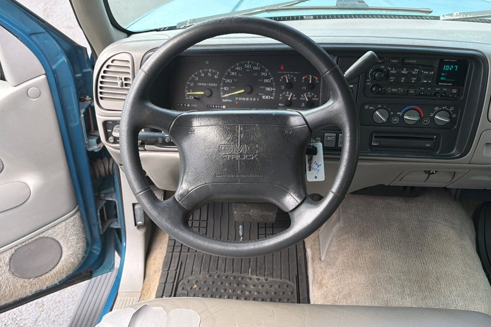 1997 GMC Sierra 1500 EXT CAB 4WD 143.5