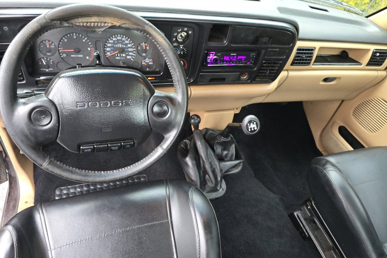 1997 Dodge Ram 1500 CLUB 139WB 4WD