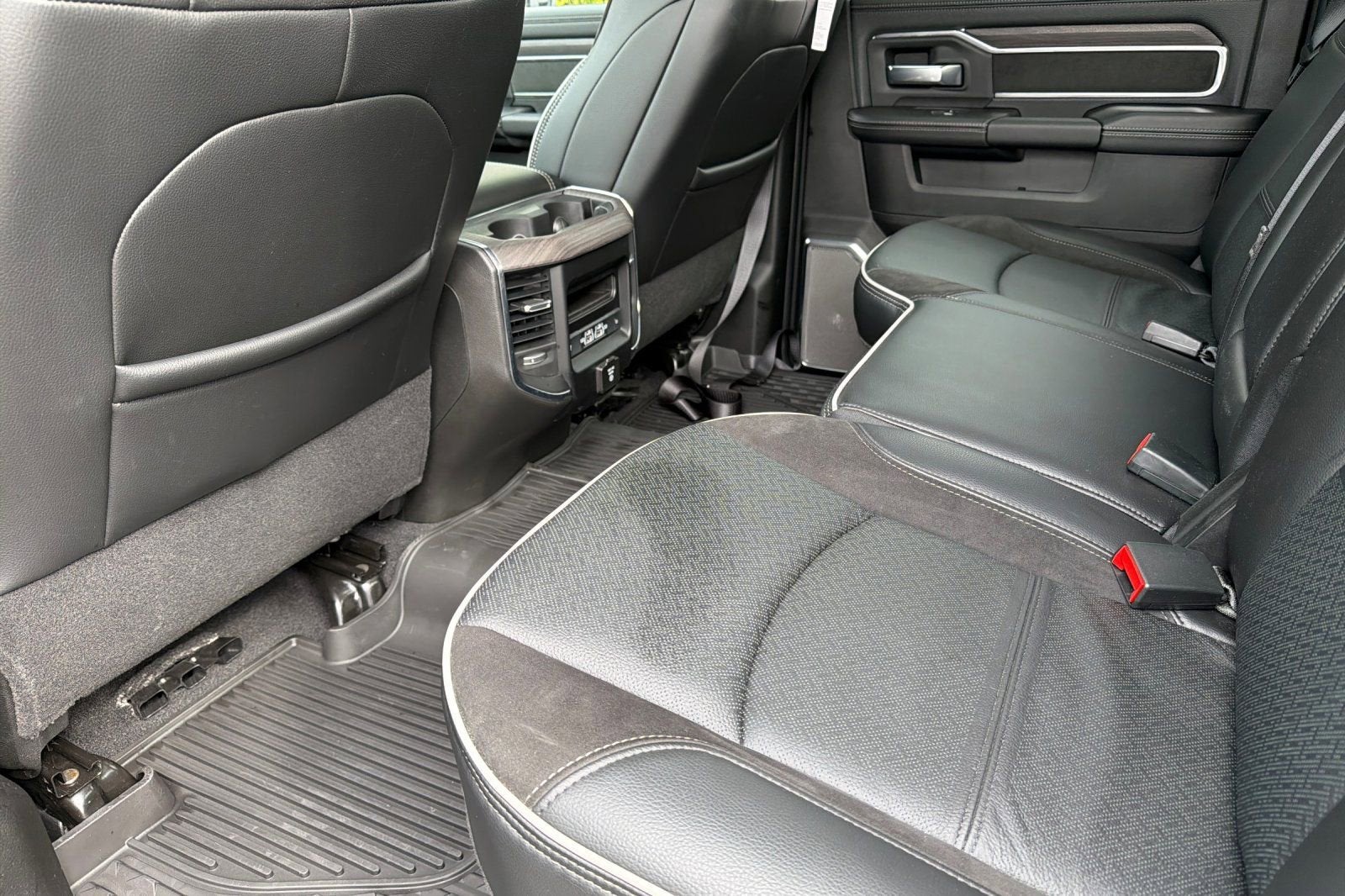 2025 RAM 3500 Laramie