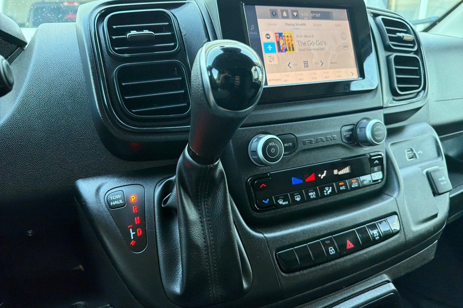 2025 RAM ProMaster Cargo Van Tradesman