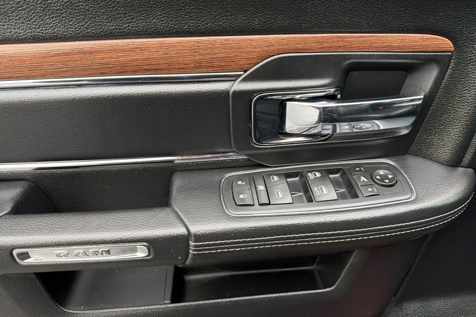 2016 RAM 2500 Laramie