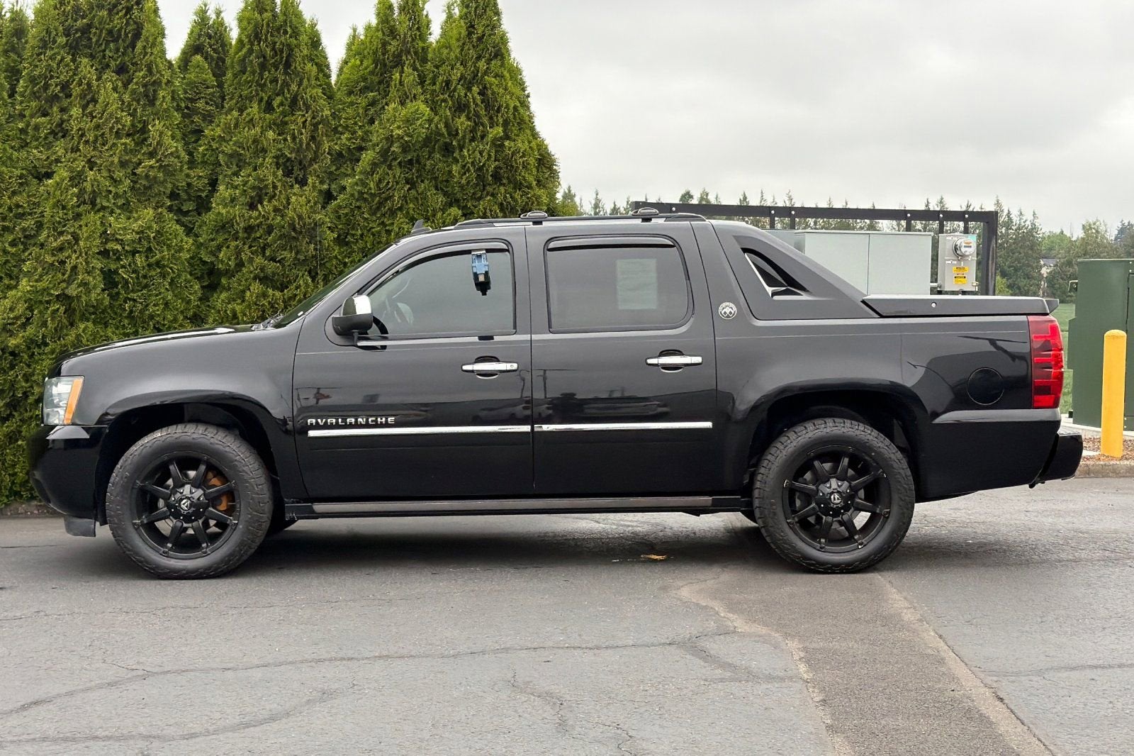 2013 Chevrolet Avalanche LTZ