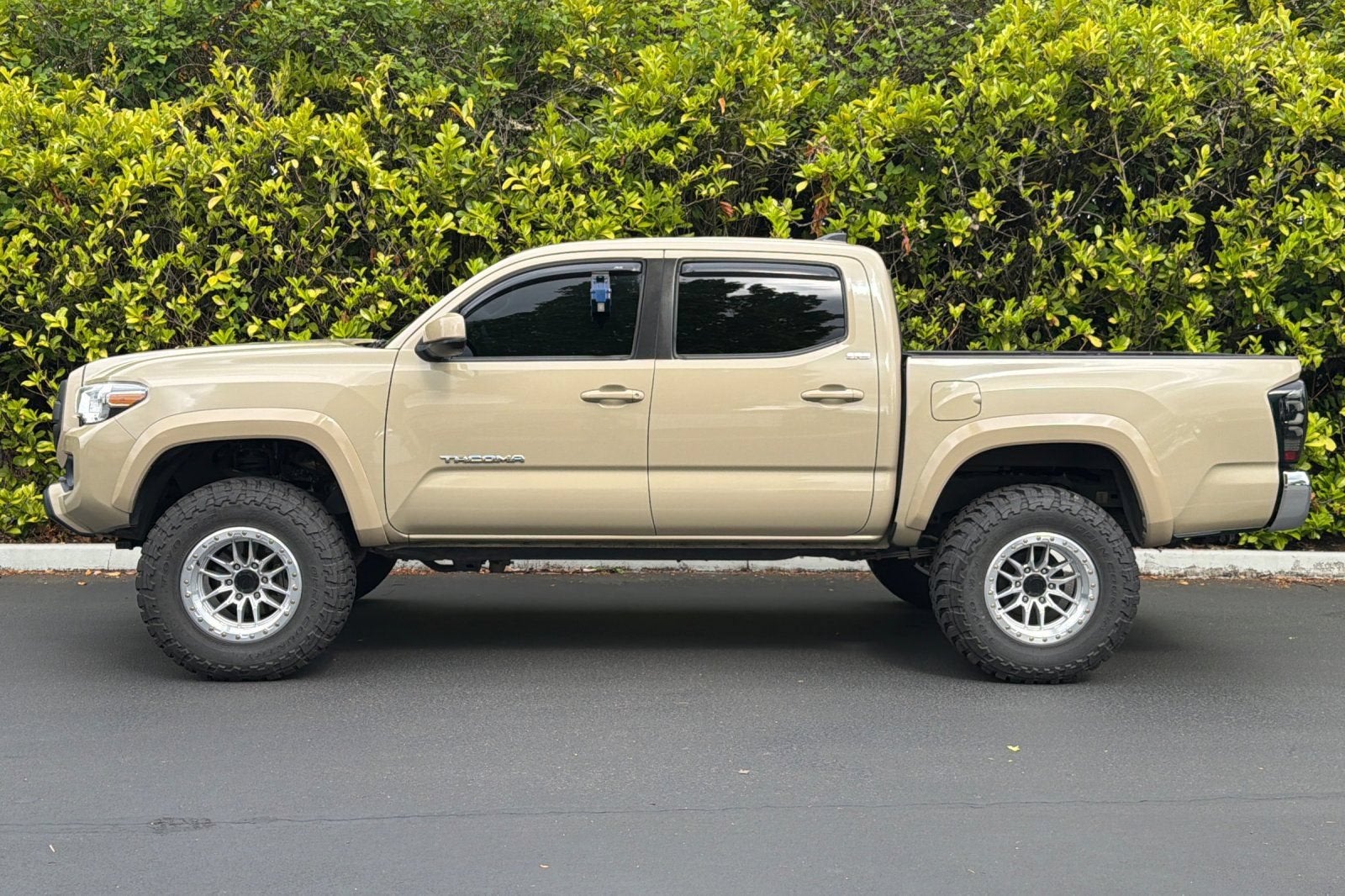 2019 Toyota Tacoma 4WD SR