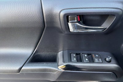 2020 Toyota Tacoma 4WD SR5