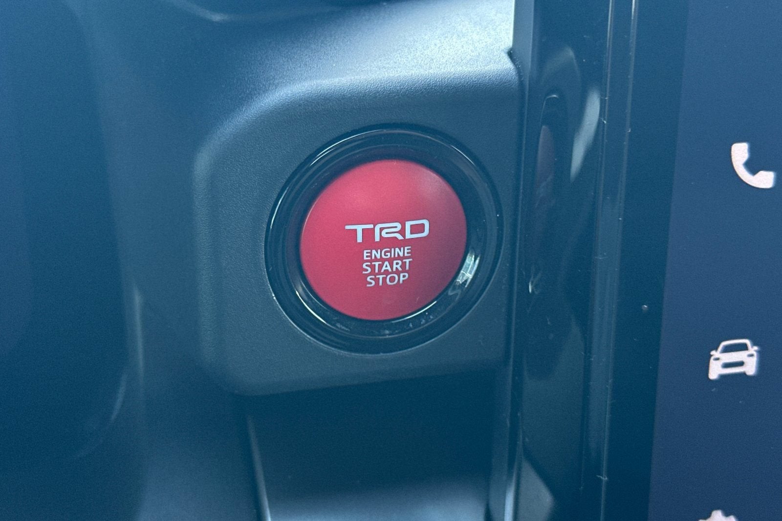 2025 Toyota Tacoma 4WD SR