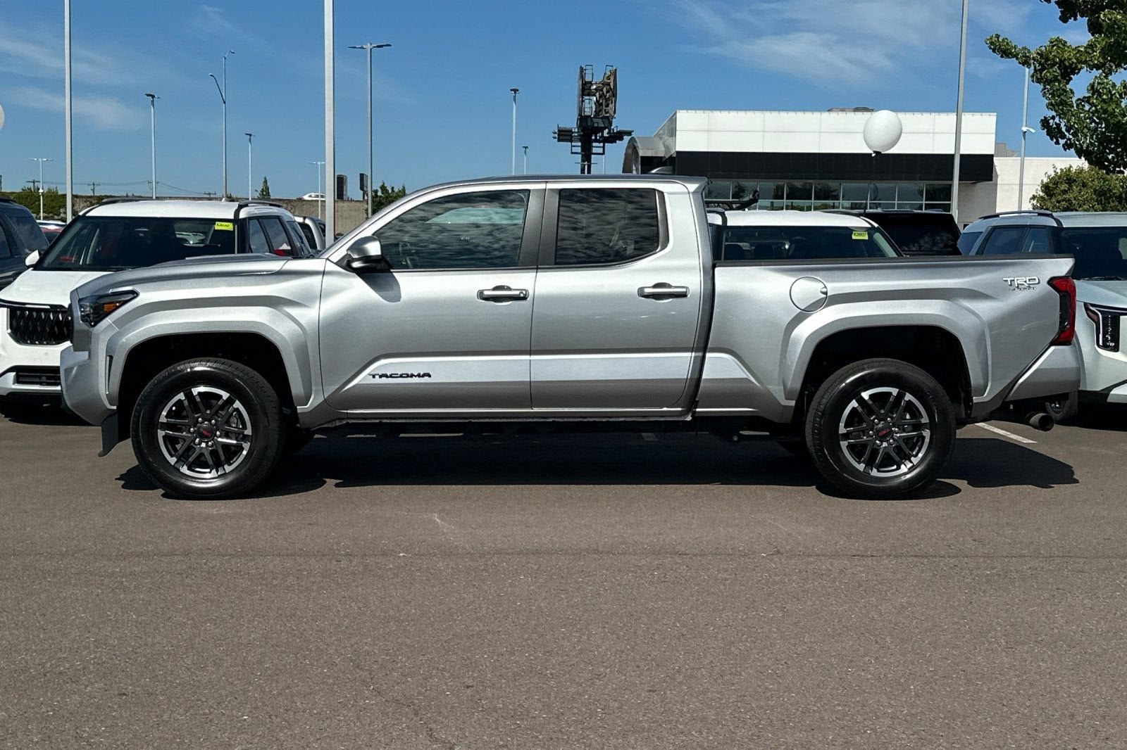 2025 Toyota Tacoma 4WD SR