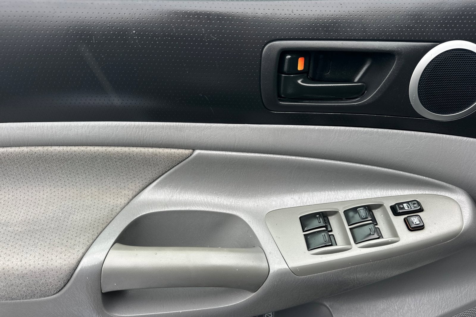 2011 Toyota Tacoma DBL CAB 4WD V6 AT