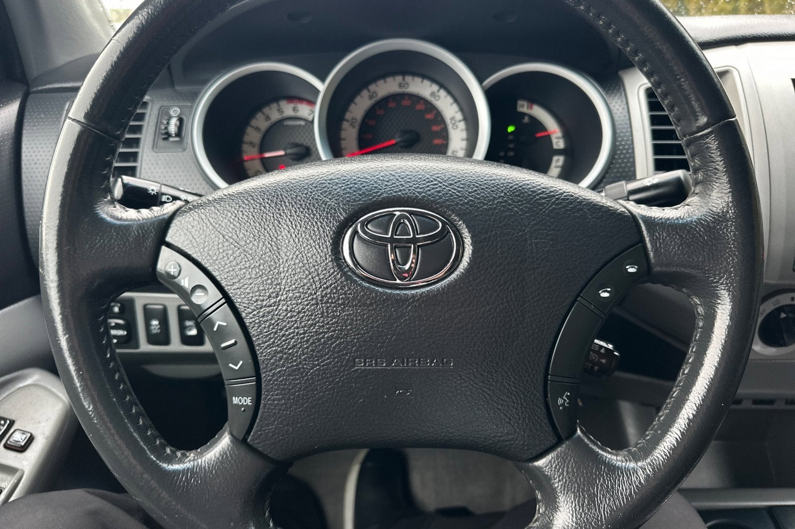 2011 Toyota Tacoma DBL CAB 4WD V6 AT