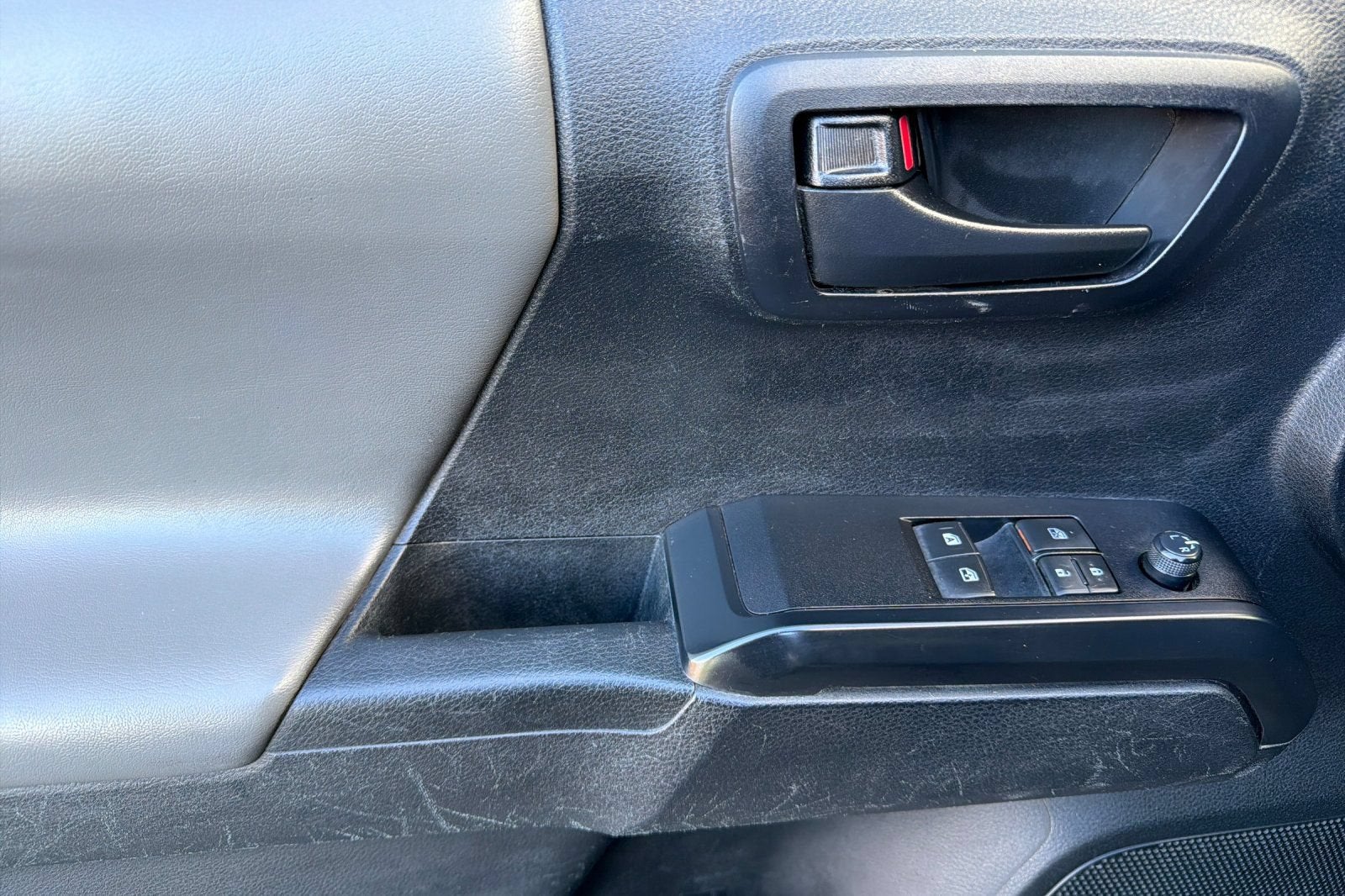 2021 Toyota Tacoma 4WD SR