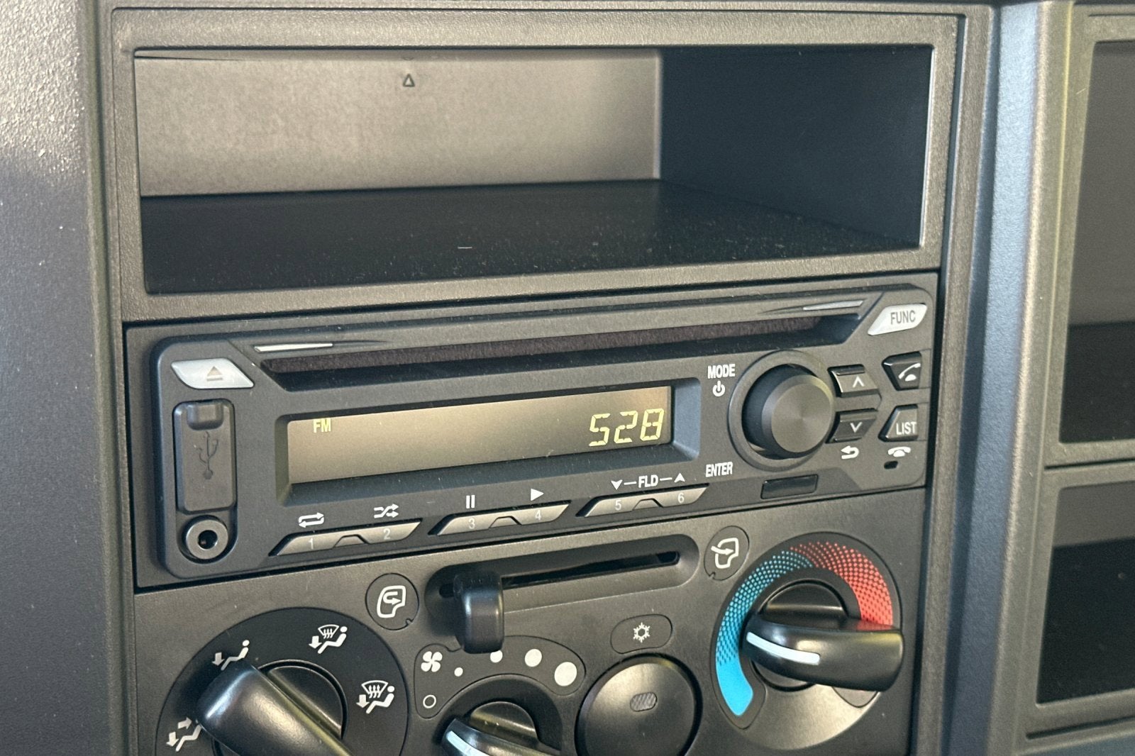 2025 Chevrolet Low Cab Forward 4500 Base