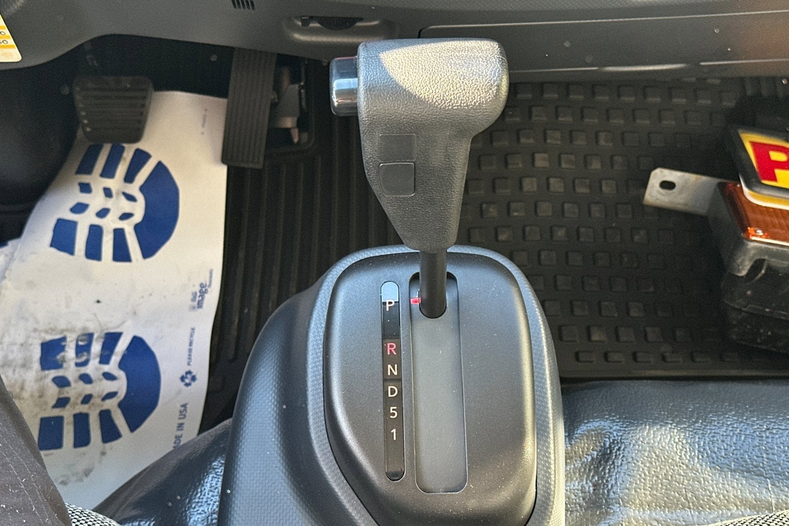 2025 Chevrolet Low Cab Forward 4500 Base