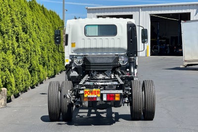 2025 Chevrolet Low Cab Forward 4500 Base