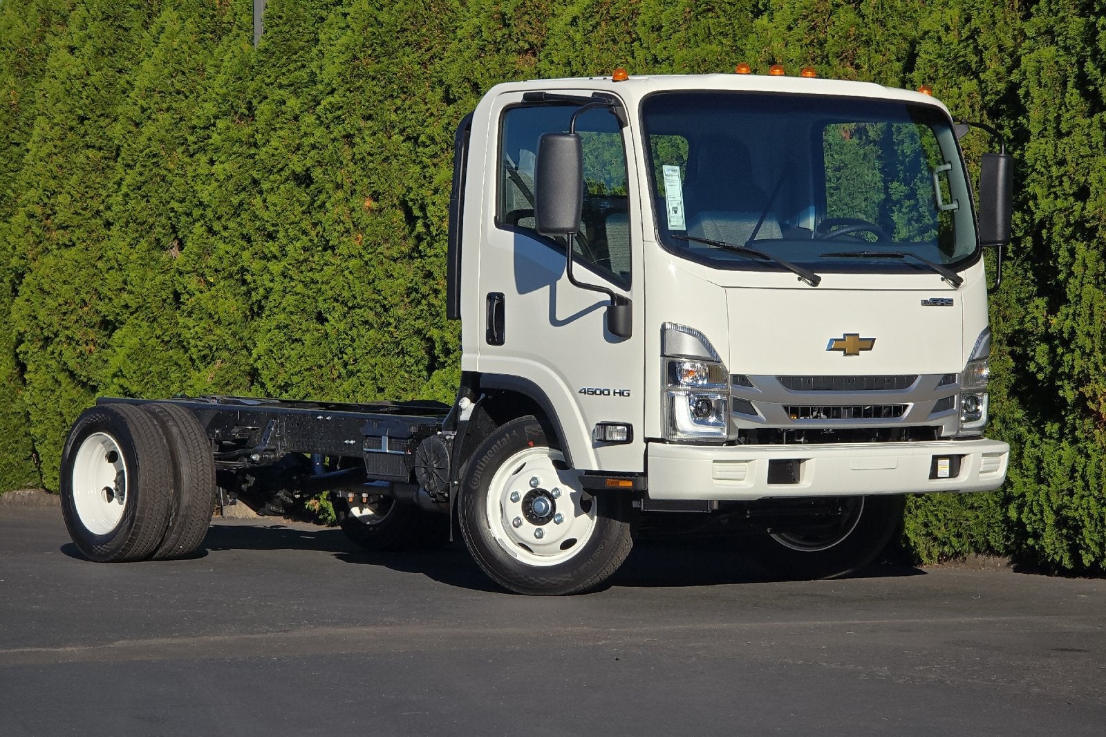 2027 Chevrolet Low Cab Forward 4500 HG 1WT