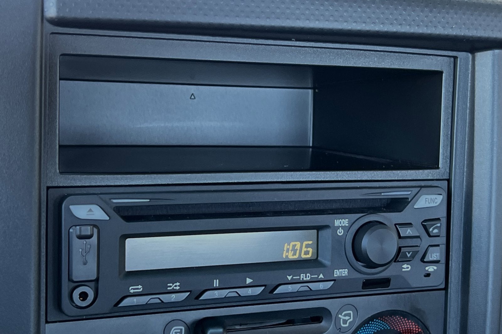 2025 Chevrolet Low Cab Forward 5500 XG Base