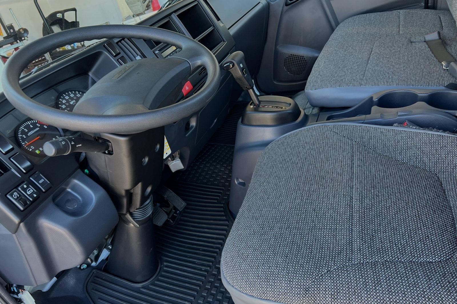 2025 Chevrolet Low Cab Forward 5500 XG Base