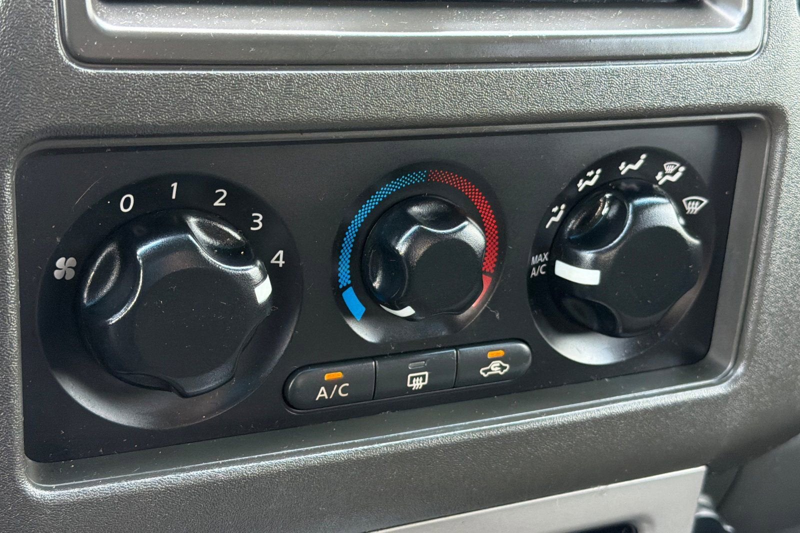 2008 Nissan Pathfinder S