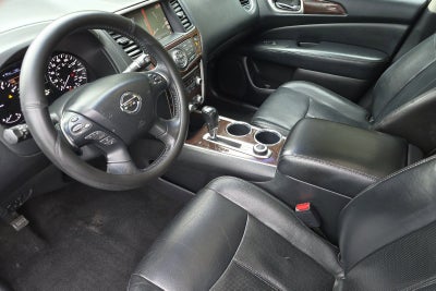 2013 Nissan Pathfinder Platinum