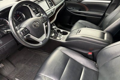 2018 Toyota Highlander SE