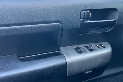 2012 Toyota Tundra 4WD Truck CREW 4WD V8 5.7 G