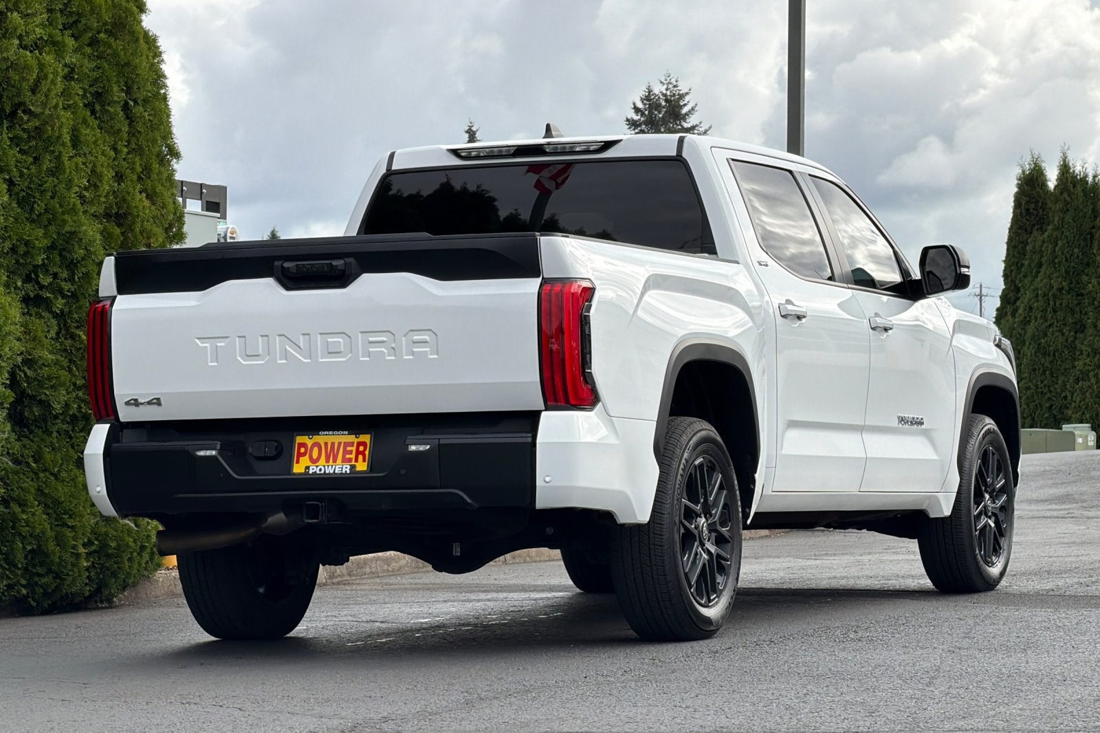 2025 Toyota Tundra 4WD SR