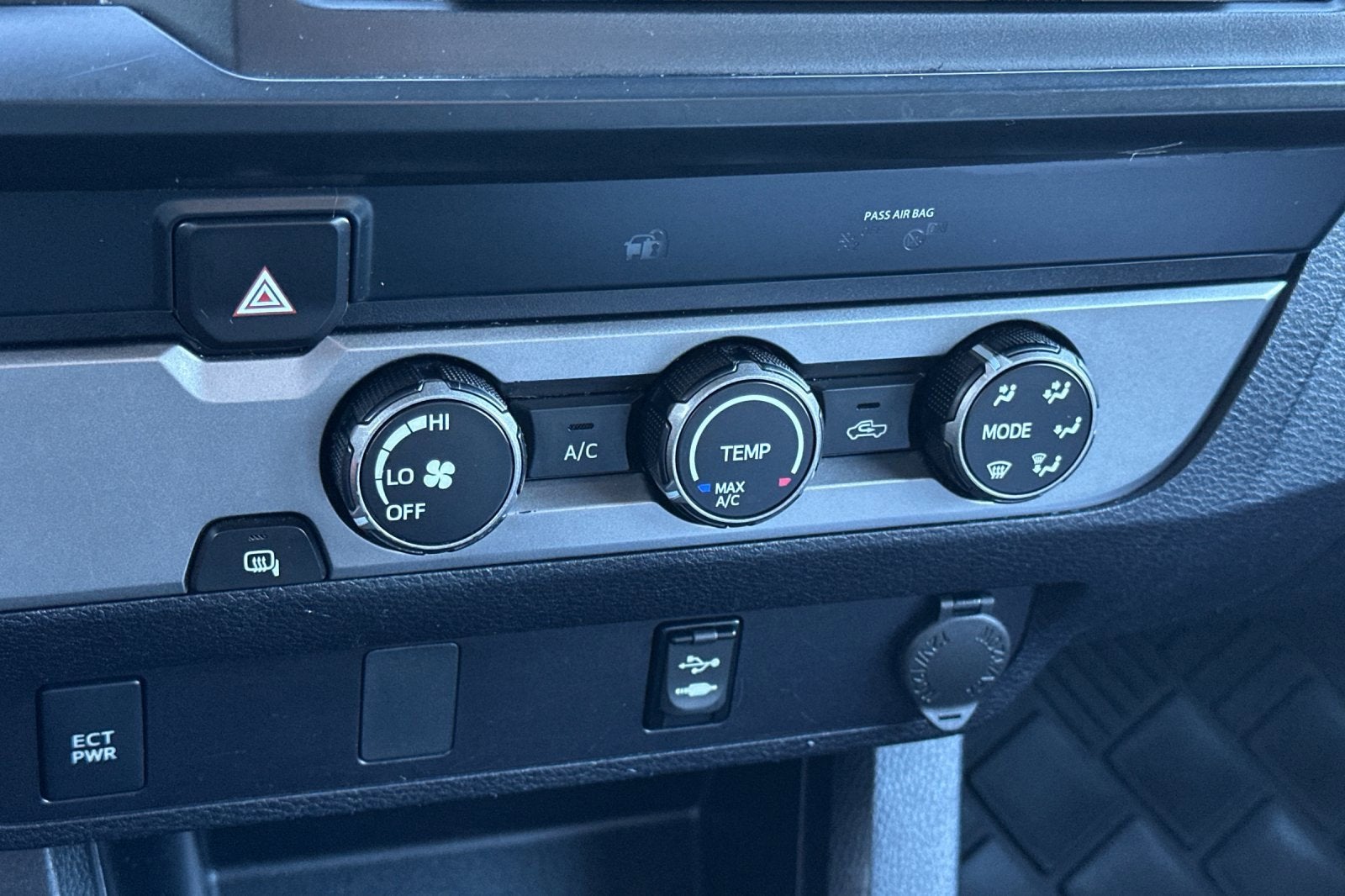 2019 Toyota Tacoma 2WD SR