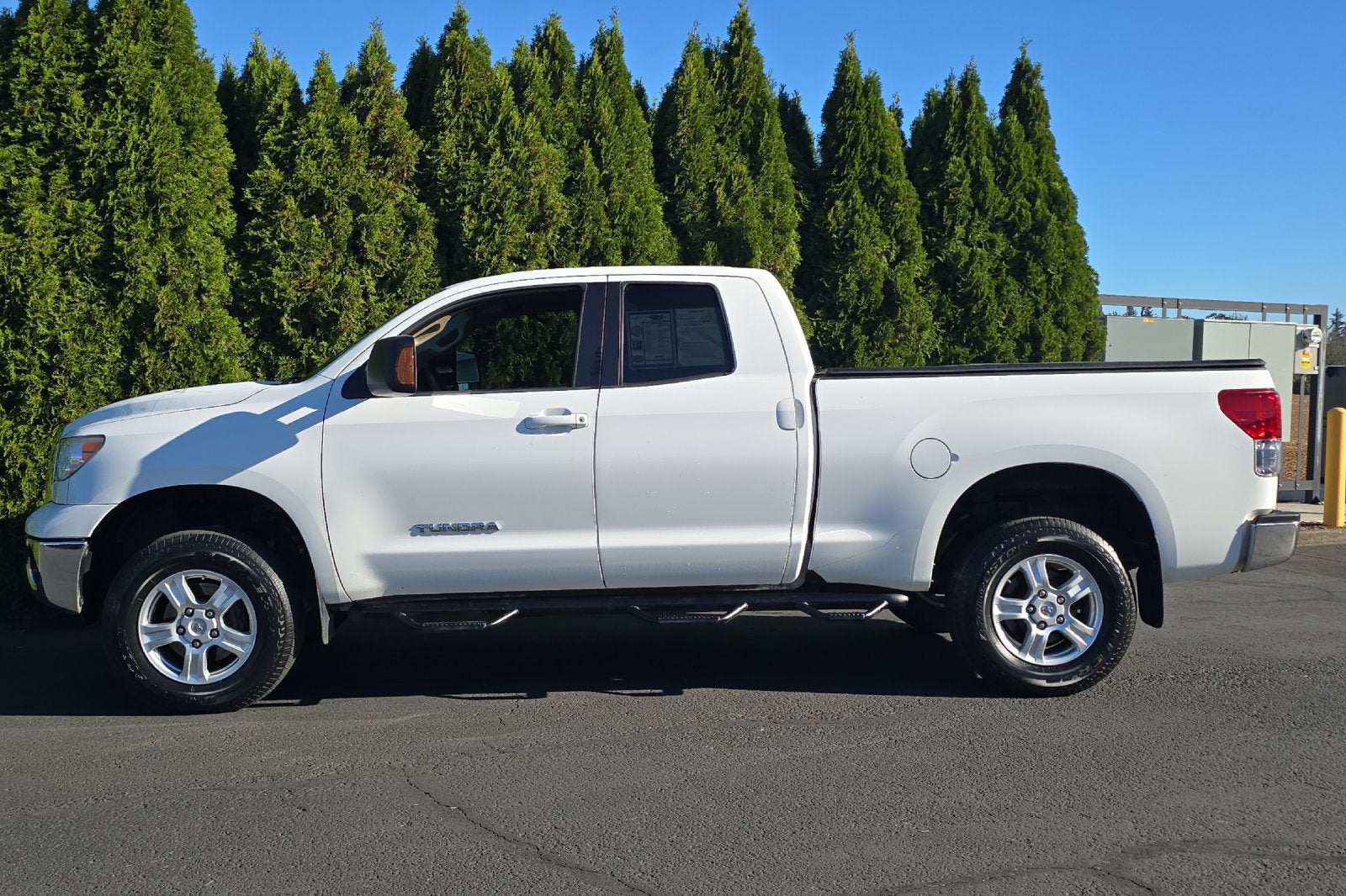 2013 Toyota Tundra 4WD Truck DBL 4WD V8 4.6 SR