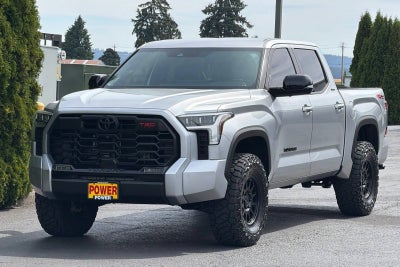 2025 Toyota Tundra 4WD SR5