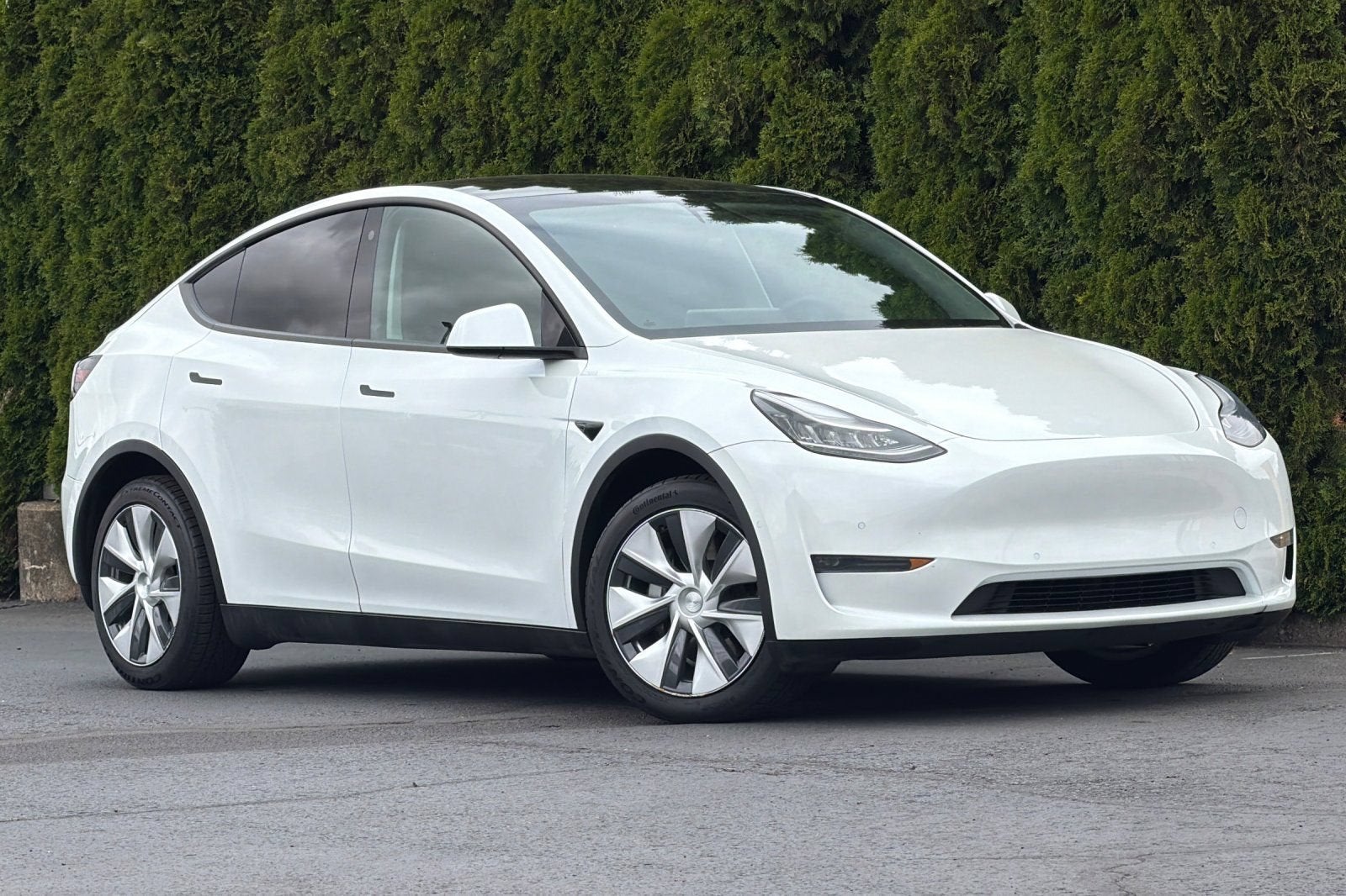 Used 2021 Tesla Model Y Long Range with VIN 5YJYGDEE0MF063715 for sale in Sublimity, OR