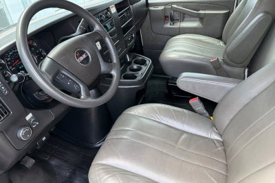 2022 GMC Savana Cutaway 3500 Gas