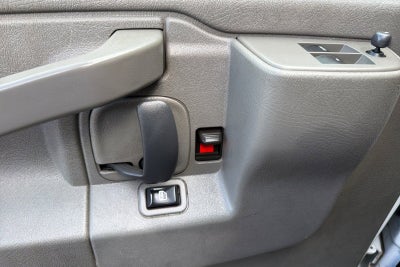 2022 GMC Savana Cutaway 3500 Gas