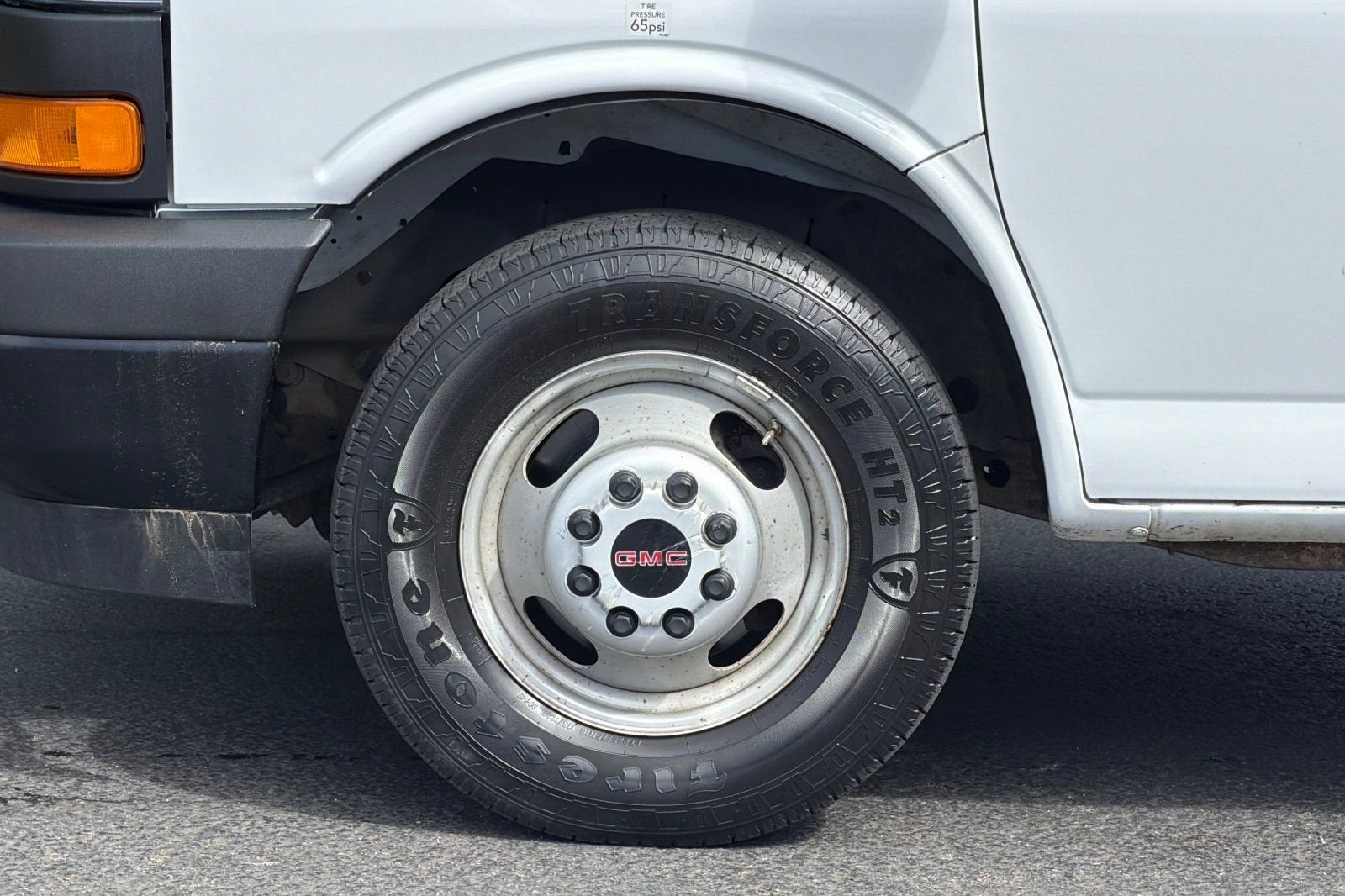 2022 GMC Savana Cutaway 3500 Gas