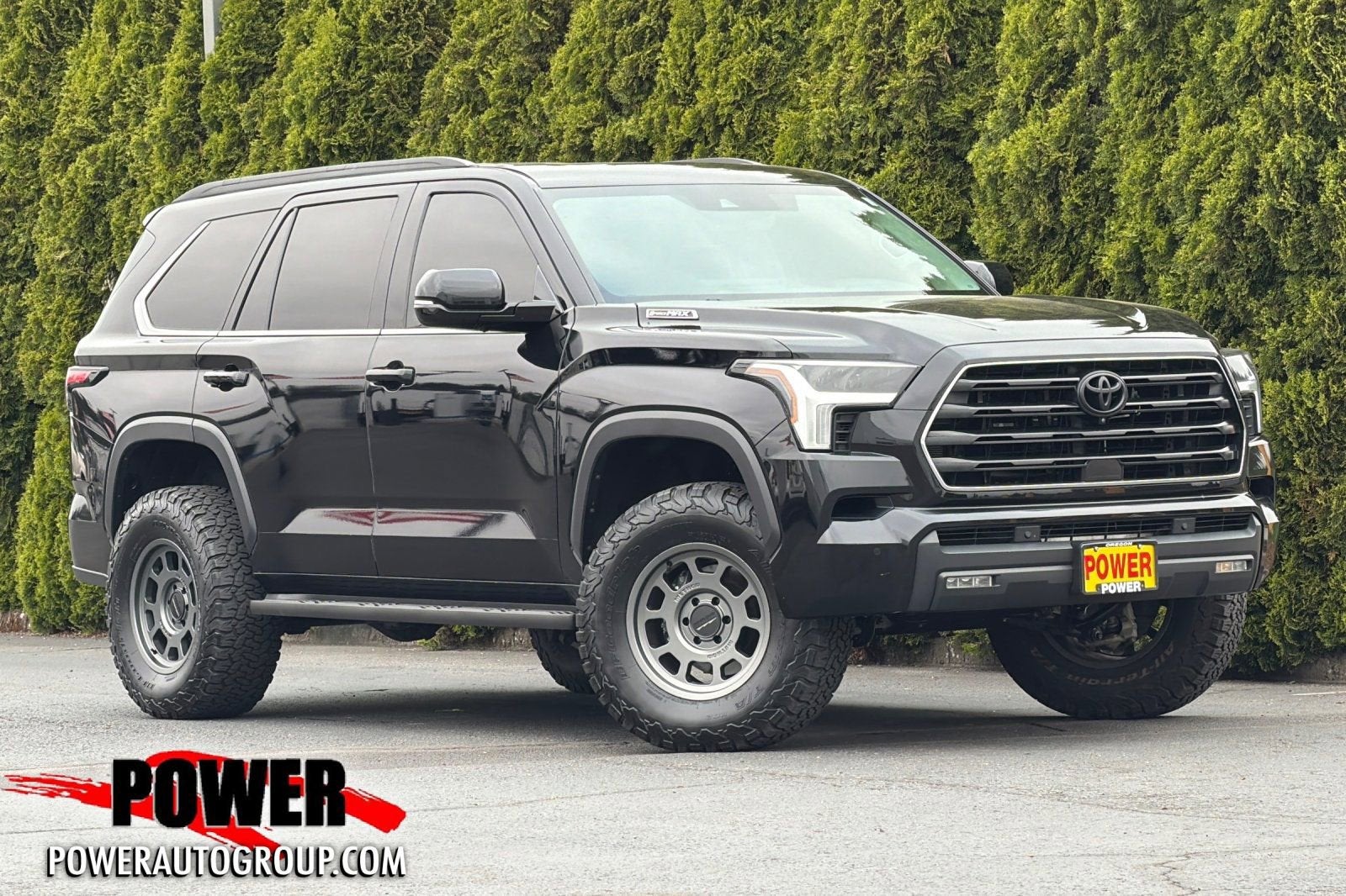 2024 Toyota Sequoia SR5