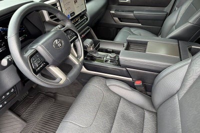 2024 Toyota Sequoia SR5