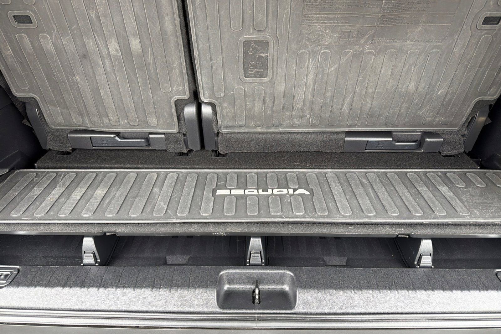 2024 Toyota Sequoia SR5