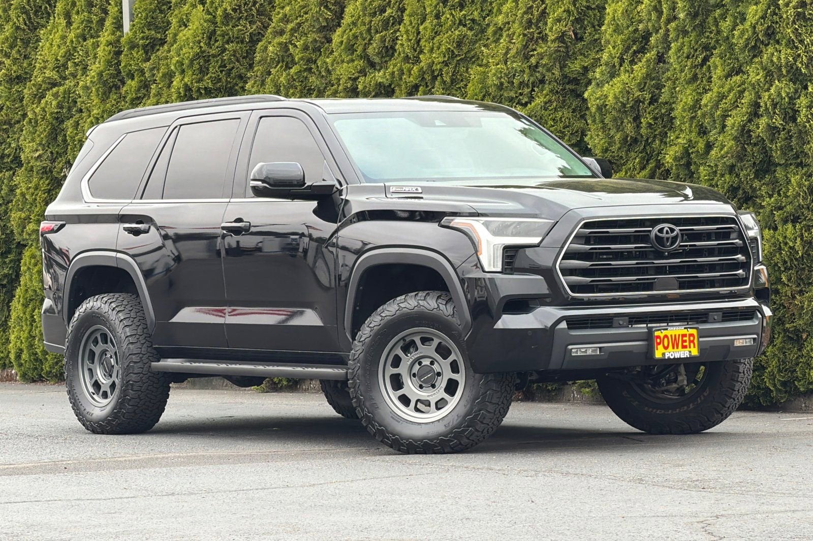 2024 Toyota Sequoia SR5