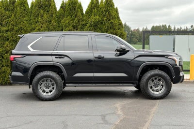 2024 Toyota Sequoia SR5