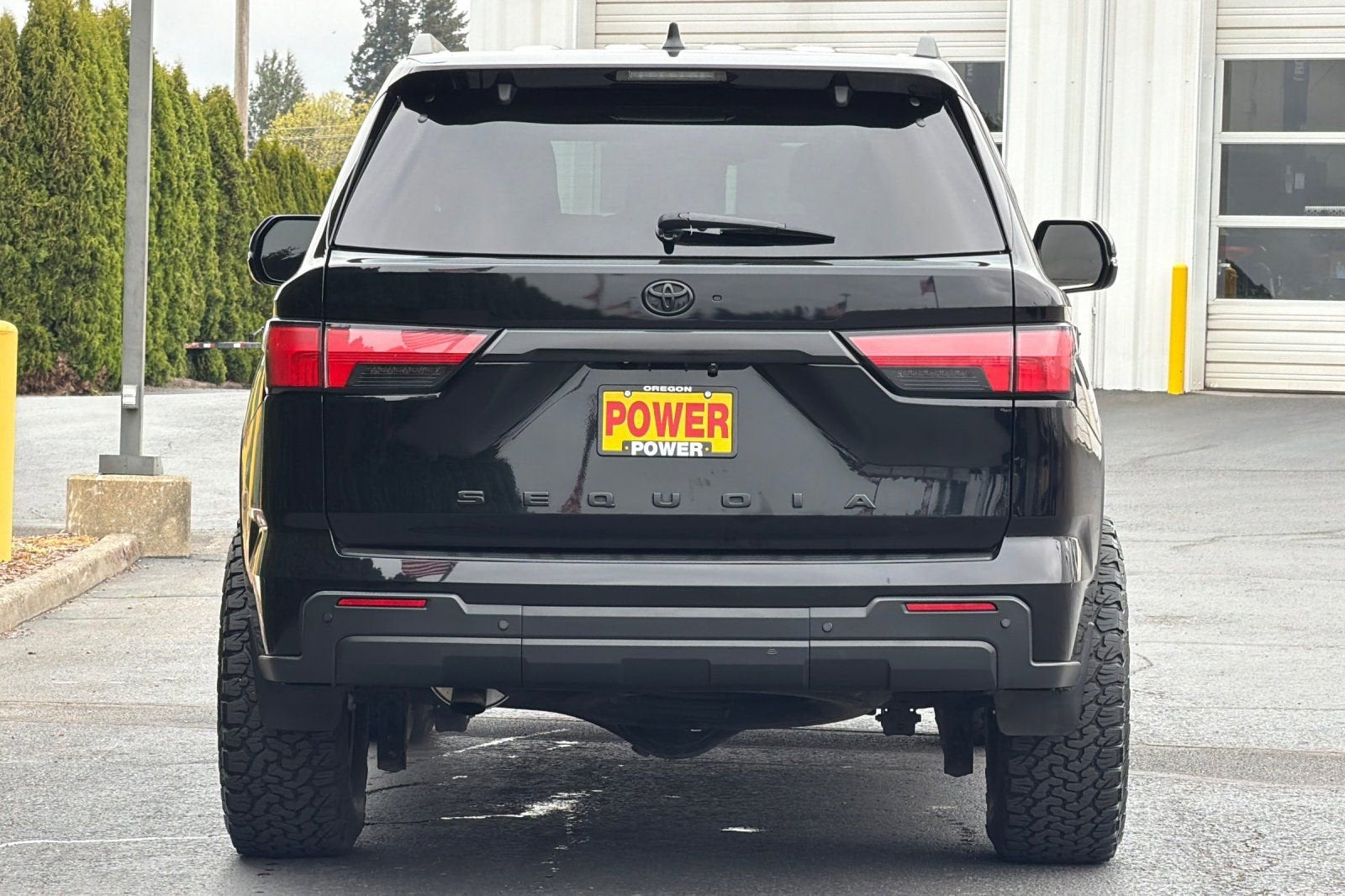 2024 Toyota Sequoia SR5