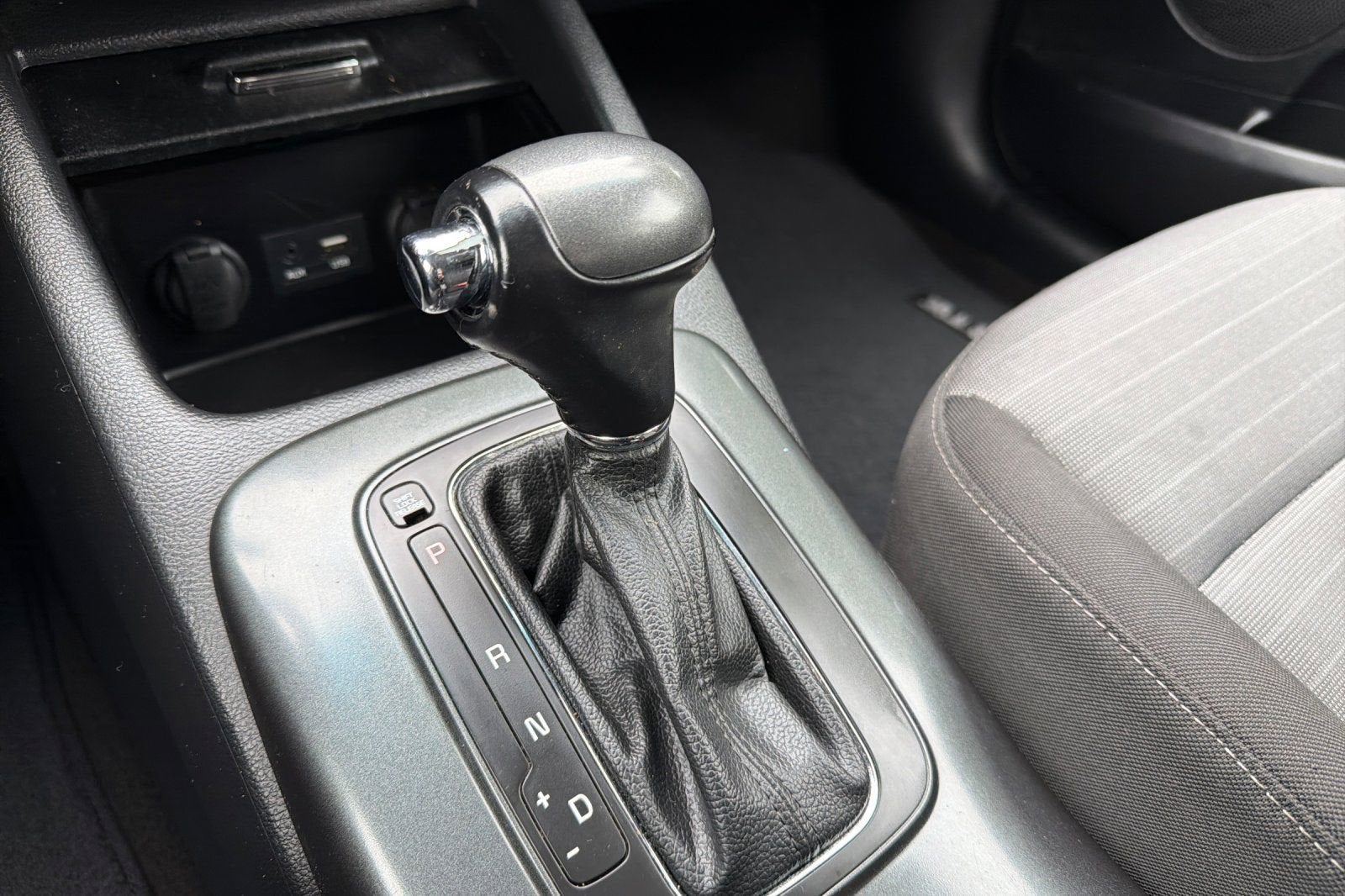 2016 Kia Forte 5-Door EX