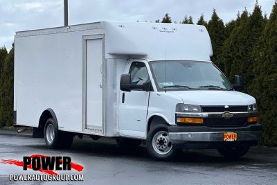 2022 Chevrolet Express Commercial Cutaway Base