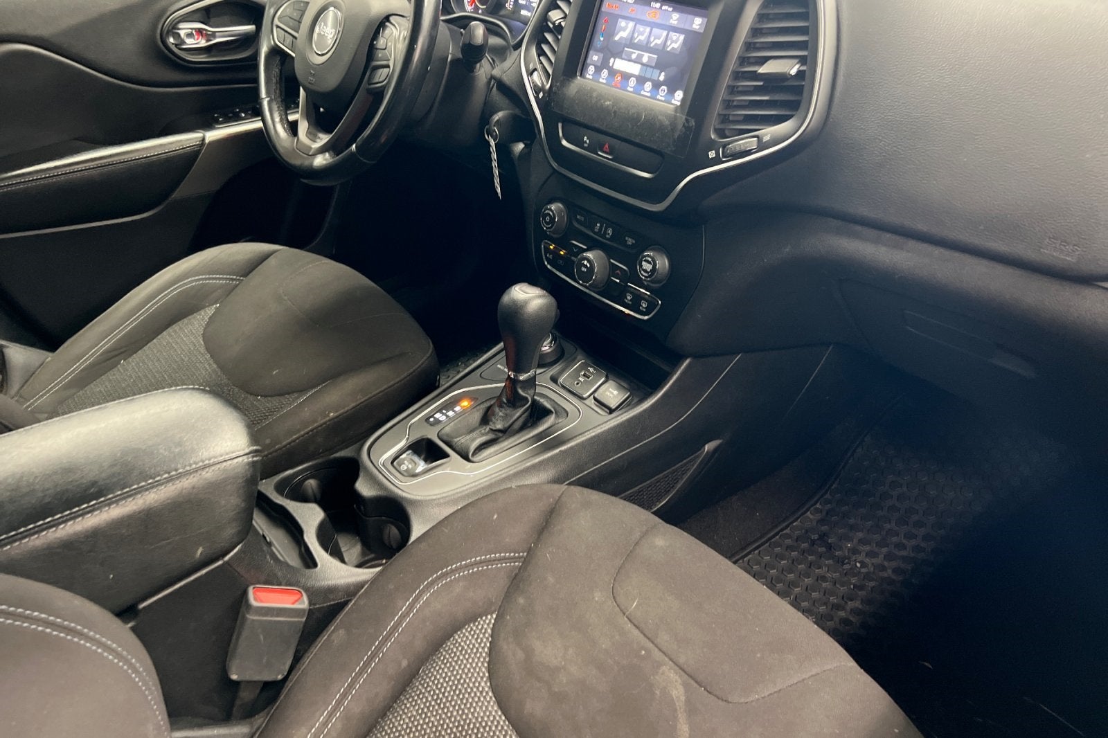 2020 Jeep Cherokee Latitude