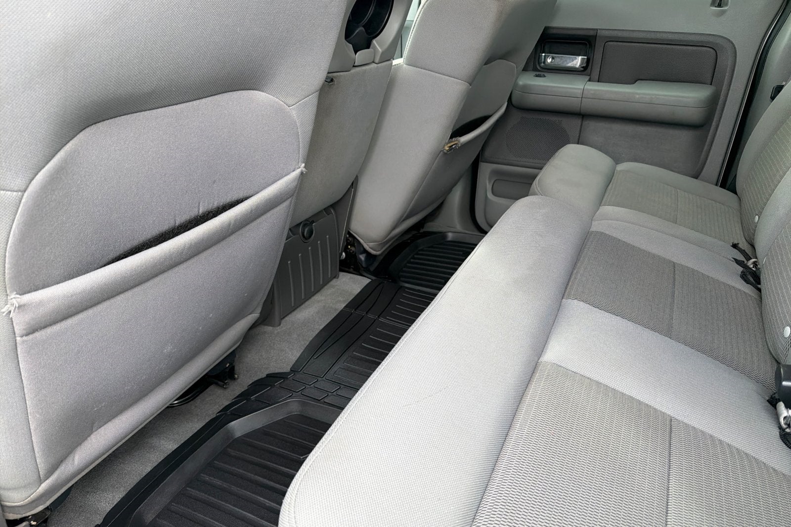 2004 Ford F-150 Base