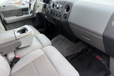 2004 Ford F-150 Base