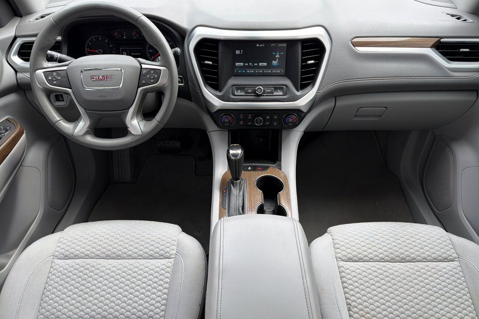 2019 GMC Acadia SLE-1