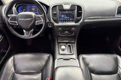 2019 Chrysler 300 Touring