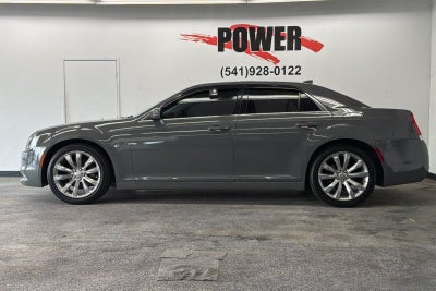 2019 Chrysler 300 Touring